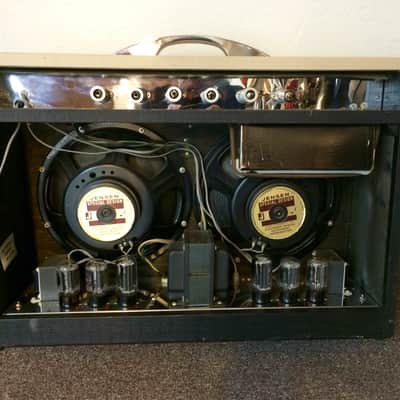 Airline by Valco "Deluxe Professional Amp" image 2