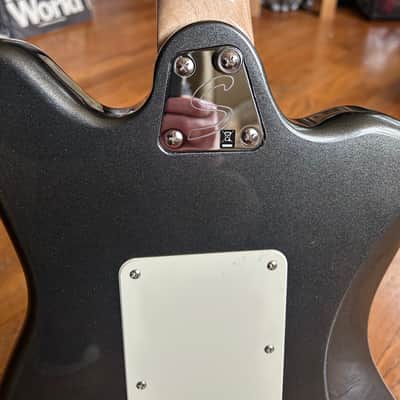 Squier Paranormal Super-Sonic 2020 - Graphite Metallic image 5