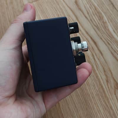 Walrus Audio Julia Chorus / Vibrato V2 2026 - Present - Black image 6