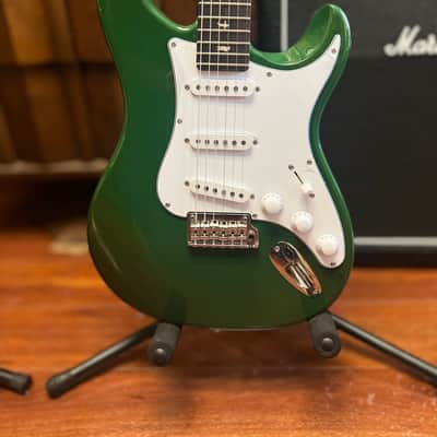 PRS SE Silver Sky 2025 - Present - Laurel Green image 1