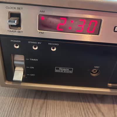 Beta VCR Cassette player image 3