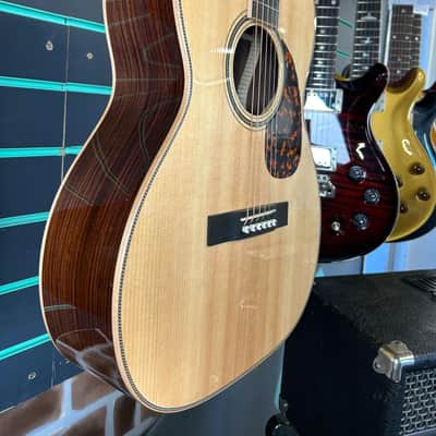 Larrivee 000-44R Legacy Series Natural Gloss 2022 Acoustic Guitar image 3