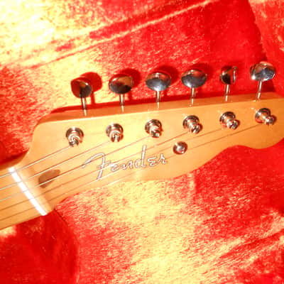 Fender Vintera Nocaster Telecaster 50's Butterscotch with upgrades and G&G tweed case image 4