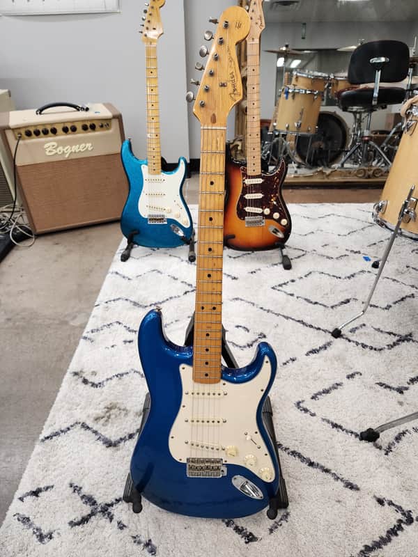 Fender American Vintage '57 Stratocaster - 1988 - Lake Placid Blue image 1