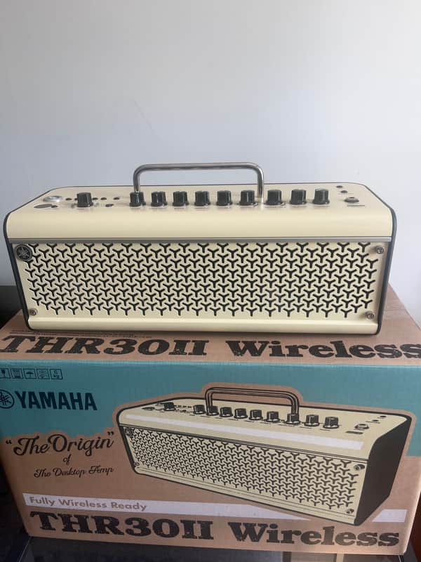 Yamaha THR30II-WL 30-Watt 2x3.5" Wireless Stereo Digital Modeling Guitar Combo 2022 - Present - White image 1