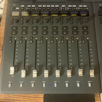 Avid S1 8-Fader EUCON Desktop Pro Tools Control Surface 2019 - 2020 - Black image 1