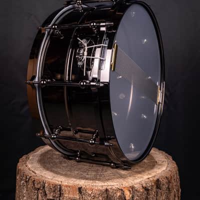 Ludwig LU6514 Universal Brass 6.5x14" Snare Drum with Die-Cast Hoops 2022 - Present - Black Nickel over Brass with Black Nickel Hardware image 3