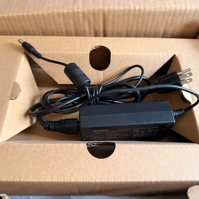 Positive Grid Spark 2 50-Watt 2x4" Digital Modeling Guitar Combo 2024 - Present - Black with Spark Link Wireless Guitar SYSTEM image 6