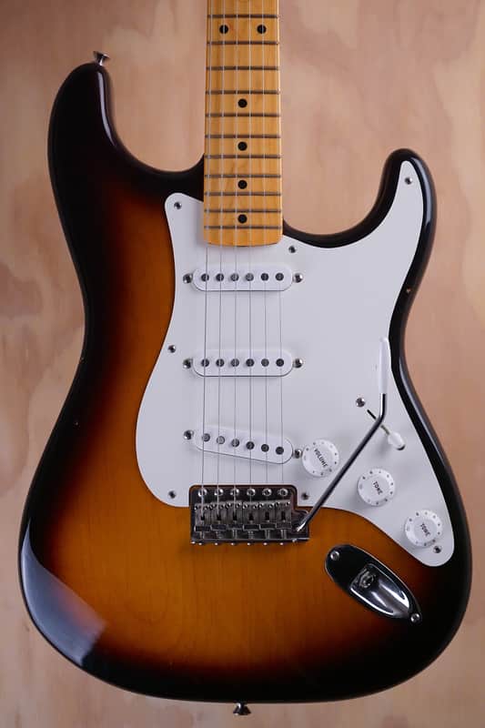 Fender American Original ’50s Stratocaster Electric Guitar in 2-Tone Sunburst