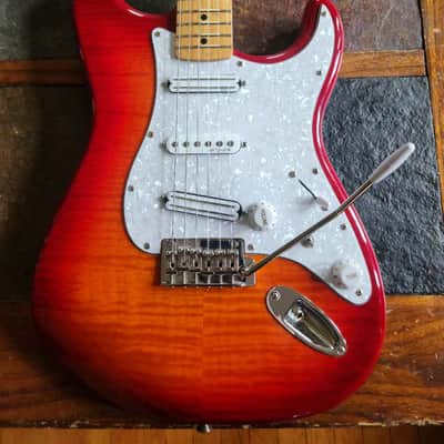 Fender Player Strat partscaster 2015 - cherry burst image 2