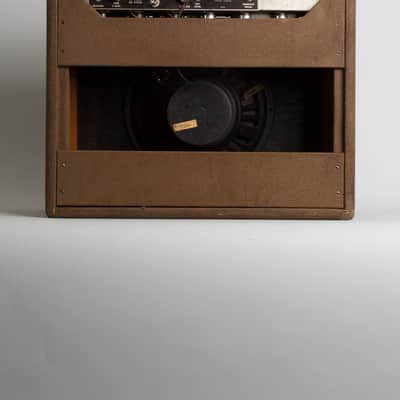Fender  Vibrolux 6G11A Tube Amplifier (1961), ser. #00624. image 2