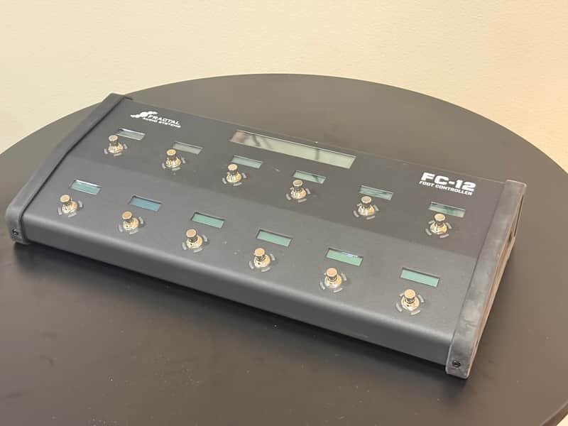 Fractal Audio FC-12 Foot Controller