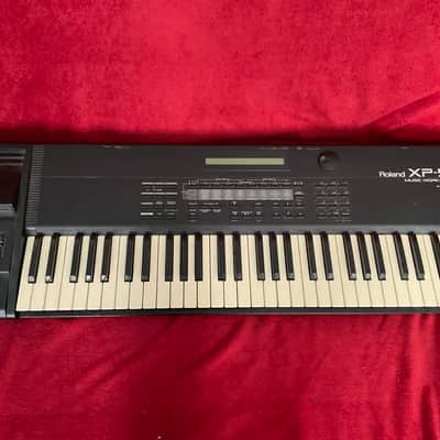 Roland XP 50 Ender der 90er - schwarz