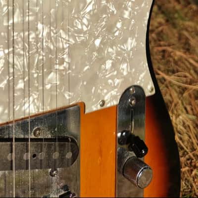 Fender American Standard Telecaster with Maple Fretboard 1998 3 Color Sunburst image 21