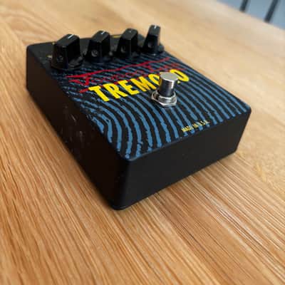 Voodoo Lab Tremolo 2010s - Black image 4
