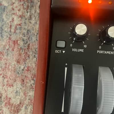 Behringer DeepMind 6 37-Key 6-Voice Polyphonic Analog Synth 2017 - Present - Black image 14