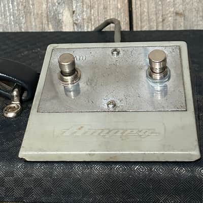 1960's Ampeg GS-15R Gemini VI 30-Watt 1x15" Guitar Combo, Great Driving Bluesy / Rock Tones, Such a Classic Vintage Sound ! image 6