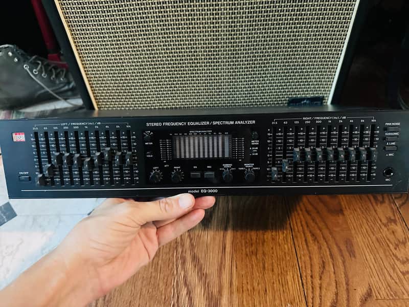 BSR EQ-3000 10-Band Stereo Frequency Equalizer w/ Spectrum Analyzer image 1