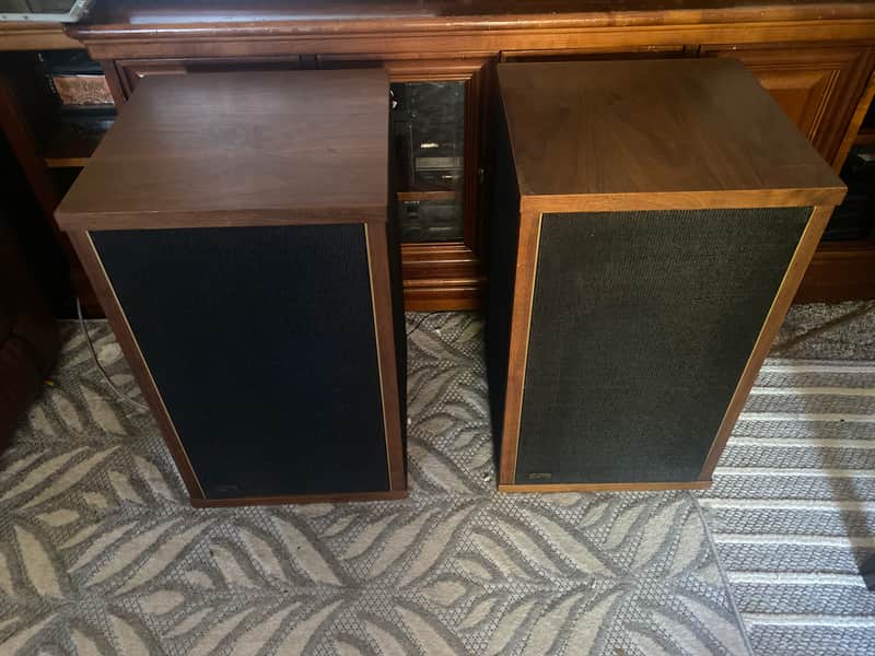 Epi speakers Model 250 1970s image 1