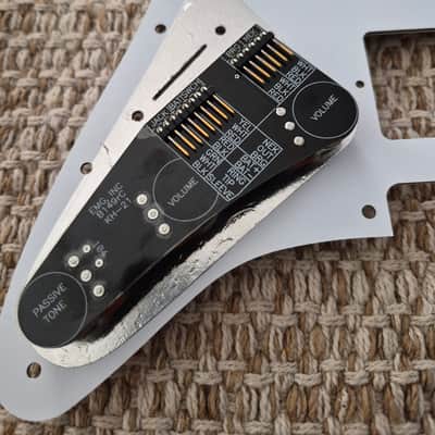 EMG KH21 pickguard, no pickups, no 5 way blade image 3