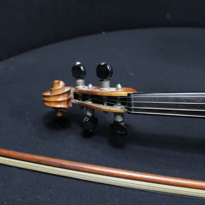 An Antique Antonius Stradivarius Model Full Size 4/4 Violin, Bow & Case # 23 V image 3