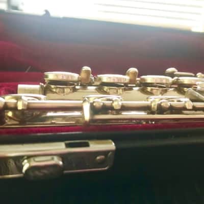 Yamaha Yamaha YFL-462 EXCELLENT Sterling Silver Flute, Open Hole, B Foot, Offset G Key Silver image 7