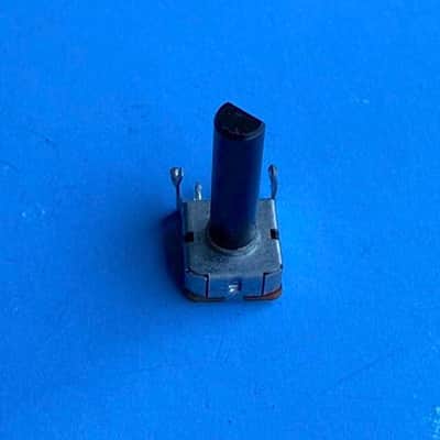 Fender Frontman Bullet Reverb (PR241) Guitar Amp Part: Potentiometer B50K Pot image 6