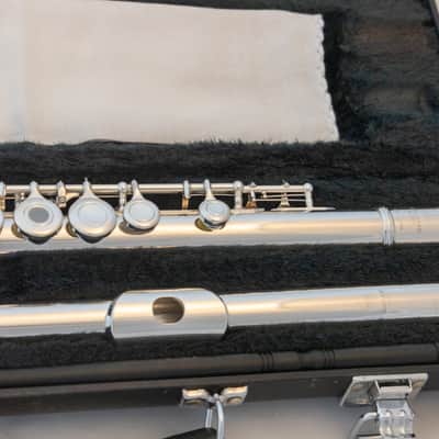 Yamaha YFL-381H Intermediate Open-hole Flute *Silver Headjoint *Made in Japan *Low-B *Cleaned & Serviced image 2