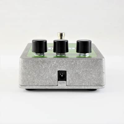 ELECTRO HARMONIX BASS BIG MUFF image 8