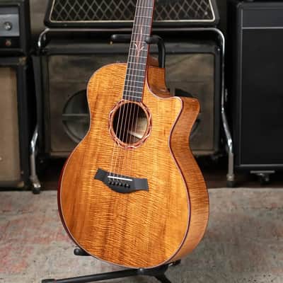 Taylor Custom Shop Master Grade Koa Grand Auditorium Acoustic/Electric Guitar with Hardshell Case - Used image 17