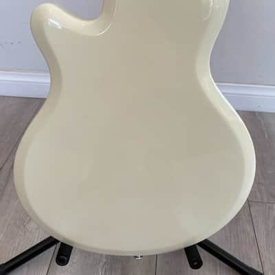 Supro WestBury Cream Color Electric, Right Handed Guitar image 6