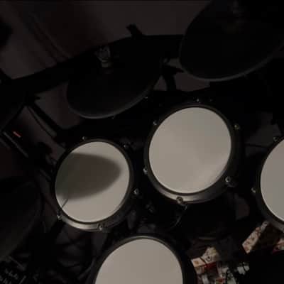 Alesis Nitro Max Expanded 10 Piece Electronic Kit 2023 - Glossy image 4