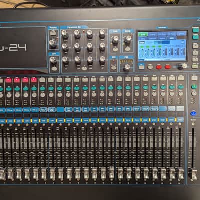 Allen & Heath QU-24C Chrome Edition 24-Channel Digital Mixer 2010s - Black image 5