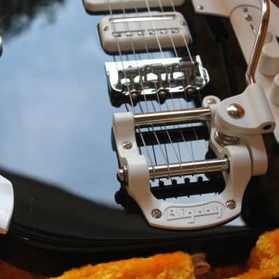 FENDER "Jack White Signature Triplecaster" HARDCASE, A JEWEL!! image 18