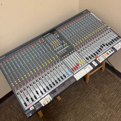 Allen & Heath GL2400 Mixer image 5