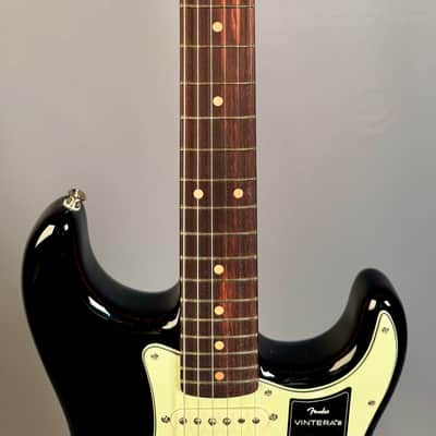 Fender Vintera III Early '60s Stratocaster - Black image 3