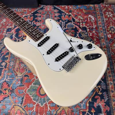 Fernandes Revival Series ‘76 Stratocaster RST50-W Olympic White Rosewood - 1980's image 8