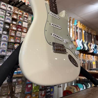 Fender American Professional II LTD Stratocaster '69 Custom Shop- Olympic White image 3