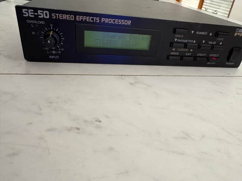 Boss SE-50 Stereo Effects Processor | Reverb