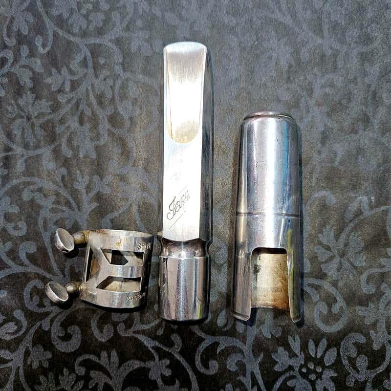 ** VINTAGE ** Selmer Paris Jazz E Tenor Saxophone Mouthpiece, Ligature, Cover 1950s - Silver image 1