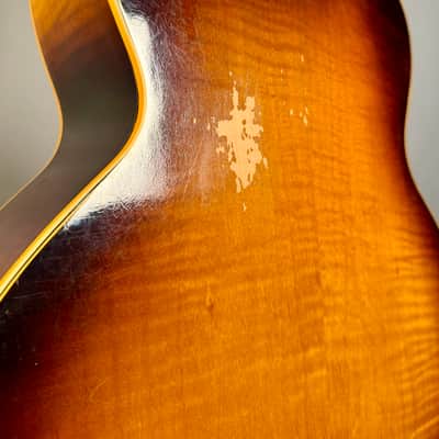 Gibson J-185 1953 - Sunburst image 22