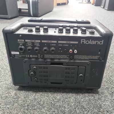 Roland AC-33 Acoustic Chorus 2-Channel 30-Watt 2x5" Acoustic Guitar Combo 2010 - Present - Black image 3