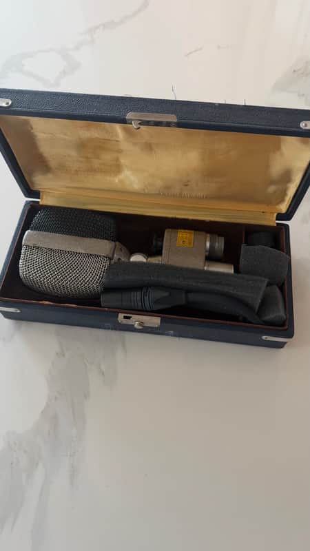 AKG D20 B 1960s - Silver / Black image 1