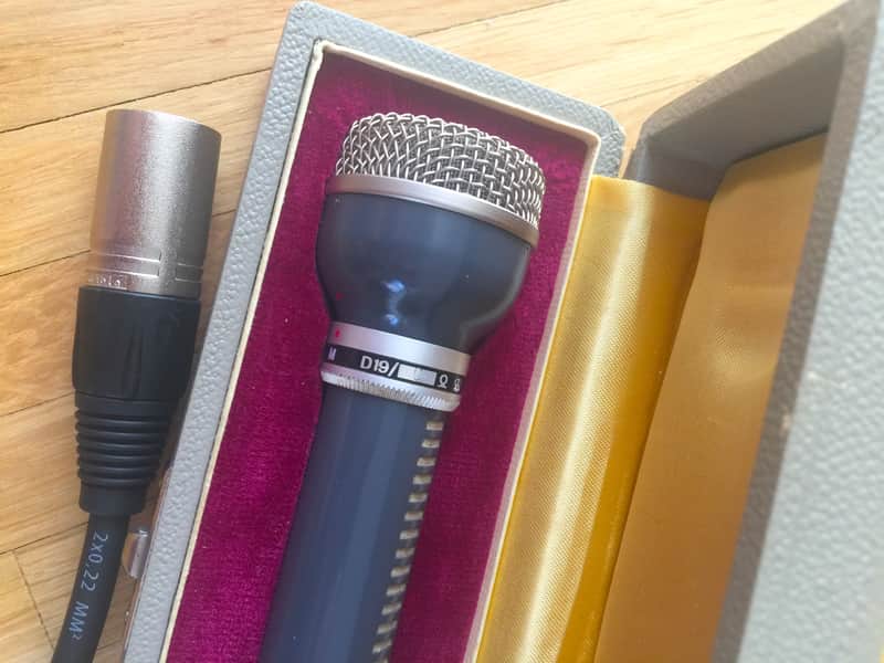 The Beatles Microphone - AKG D19/C from 1960s | Reverb