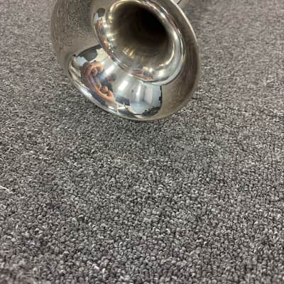Yamaha YTR-8335S Xeno Bb Trumpet 2000s - Yellow Brass/Silver Plated image 6