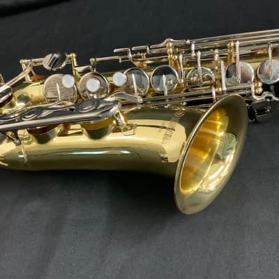 Yamaha YAS-23 Alto Saxophone image 4