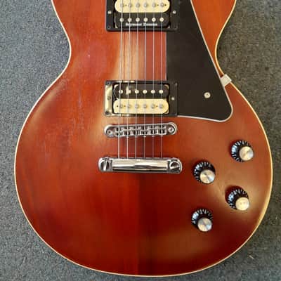 Gibson Les Paul Traditional Pro V 2020 - Satin wine red image 2
