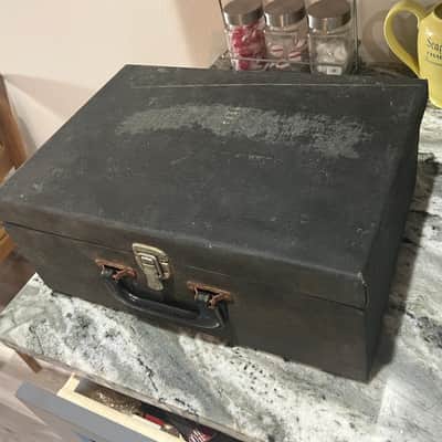 Conar Model 223 tube tester with 200 free tubes. image 5