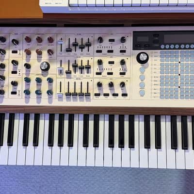 Arturia PolyBrute 12 61-Key Synthesizer 2024 - Present - White with Wood Sides