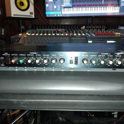 Yamaha GC2020, Stereo Compressor Limiter Expander Gate, RCA & 1/4”, Vintage Rack
